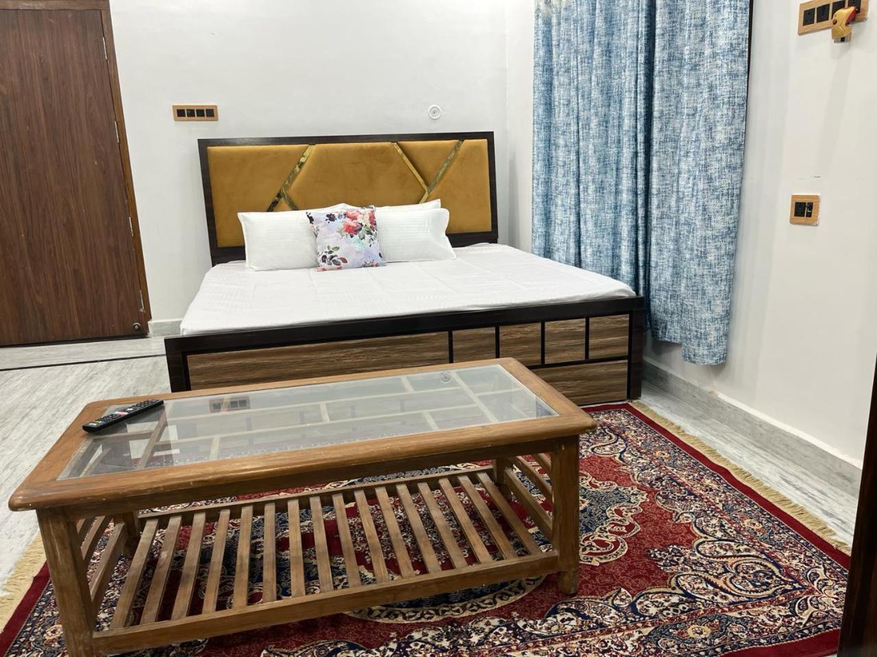 Shri Ram International Home Stay Ayodhya Zewnętrze zdjęcie