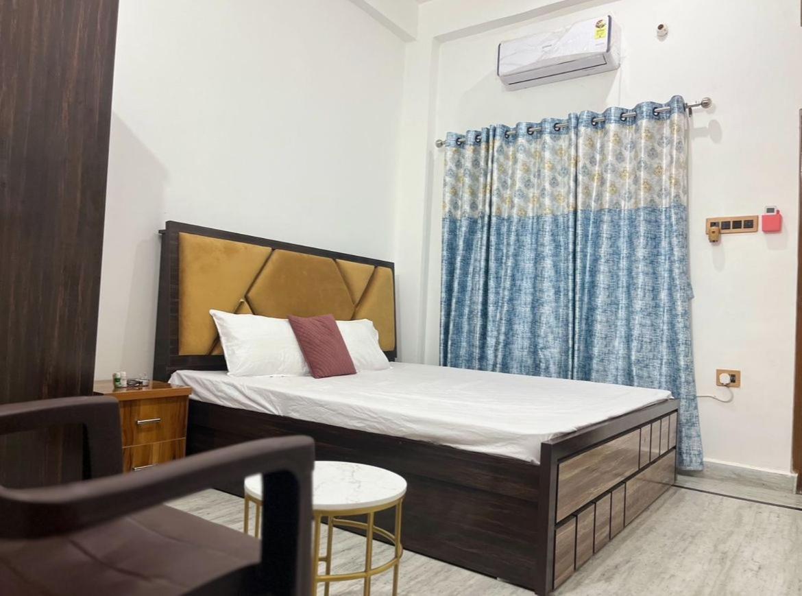 Shri Ram International Home Stay Ayodhya Zewnętrze zdjęcie